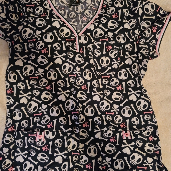 KOI Scrub set - Picture 2 of 7